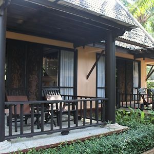 Deluxe Villa Spa Bath